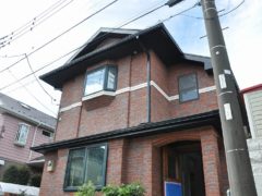 横浜市の工務店房のブログ　本日からオープン！煉瓦の家に生まれ変わった「体験ハウス」。