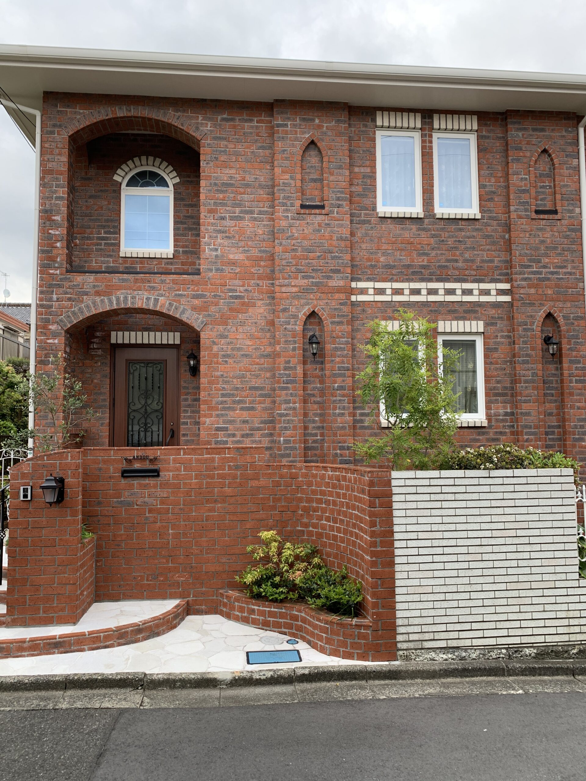 横浜市の工務店房のブログ　プロカメラマンによるレンガの家の写真撮影