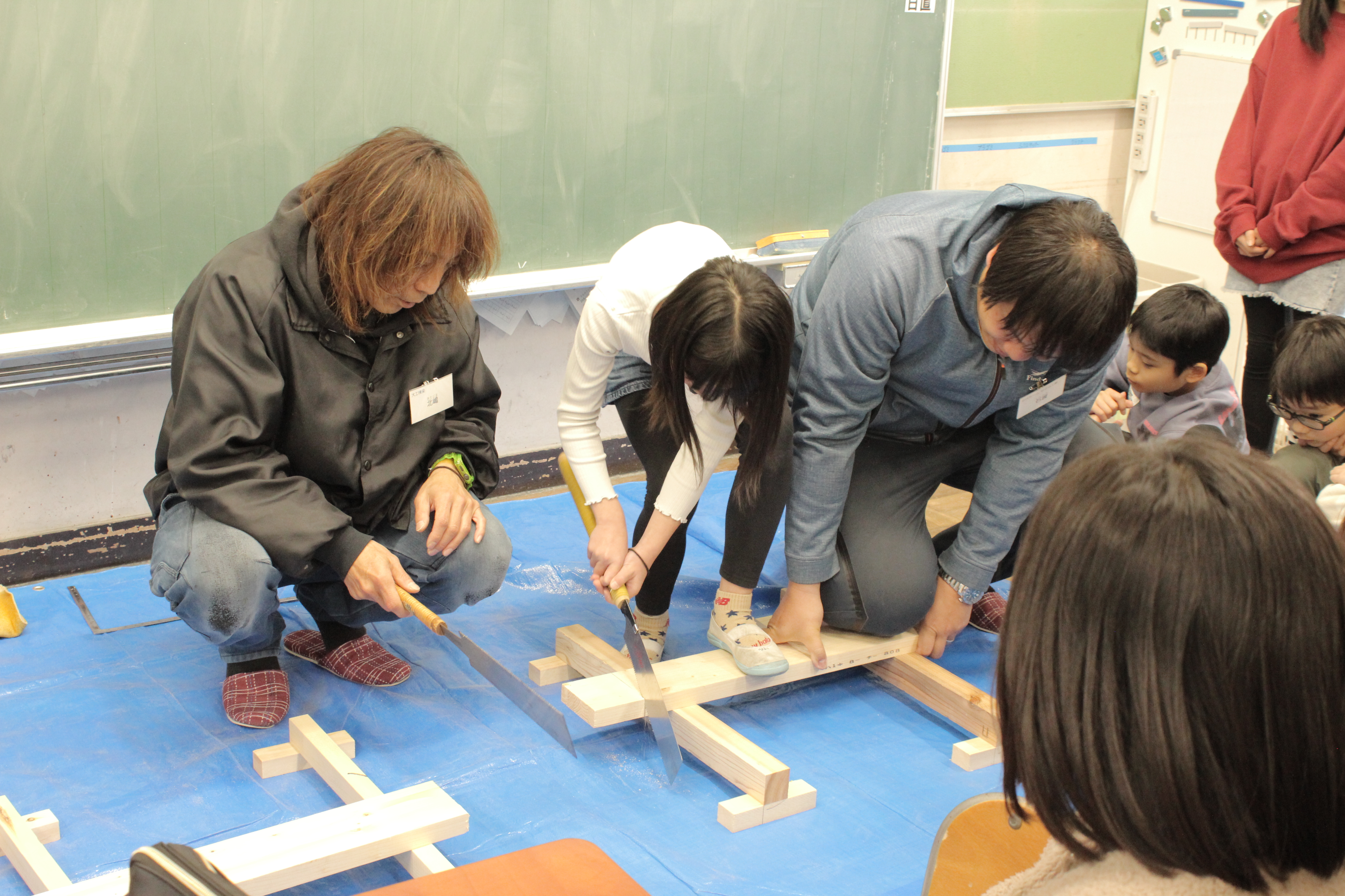 横浜市の工務店のイベント＆ニュース　小学3年生のもとへ、大工教室を行いました🔨🌈