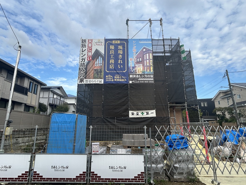 横浜市の工務店房のブログ　上棟おめでとうございます。